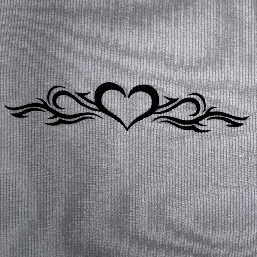 charlotte russe long sleeve graphic tee